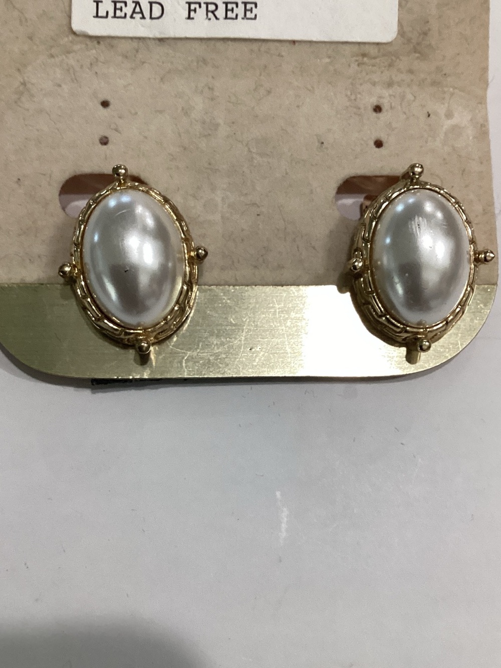 Gold-Tone Pearl Oval clip on Earrings - Classic Women's Jewelry